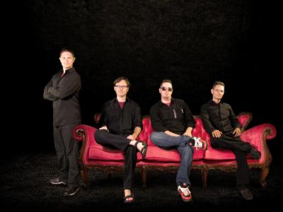 417654_350073598362460_1244201789_n